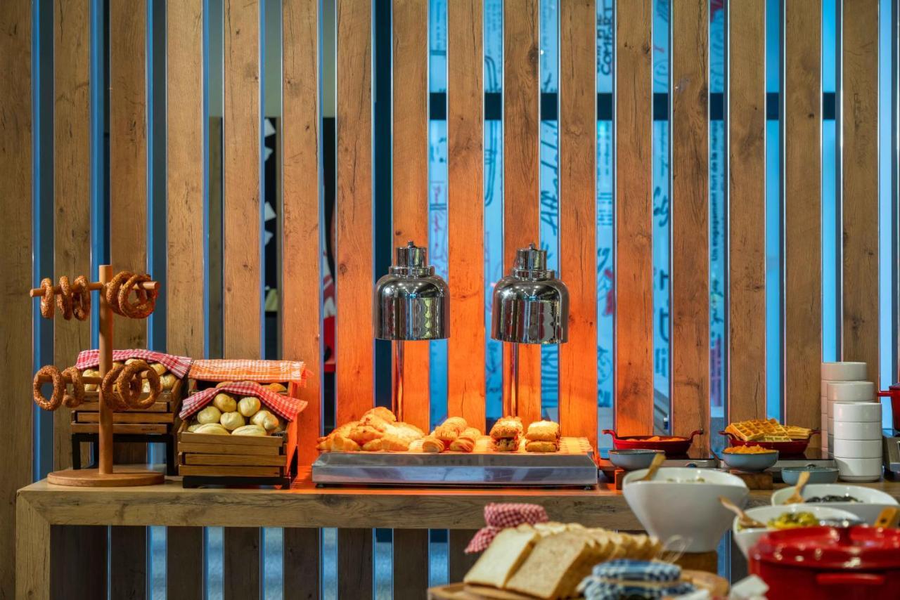 Cayirova Ibis Istanbul Tuzla Hotel מראה חיצוני תמונה