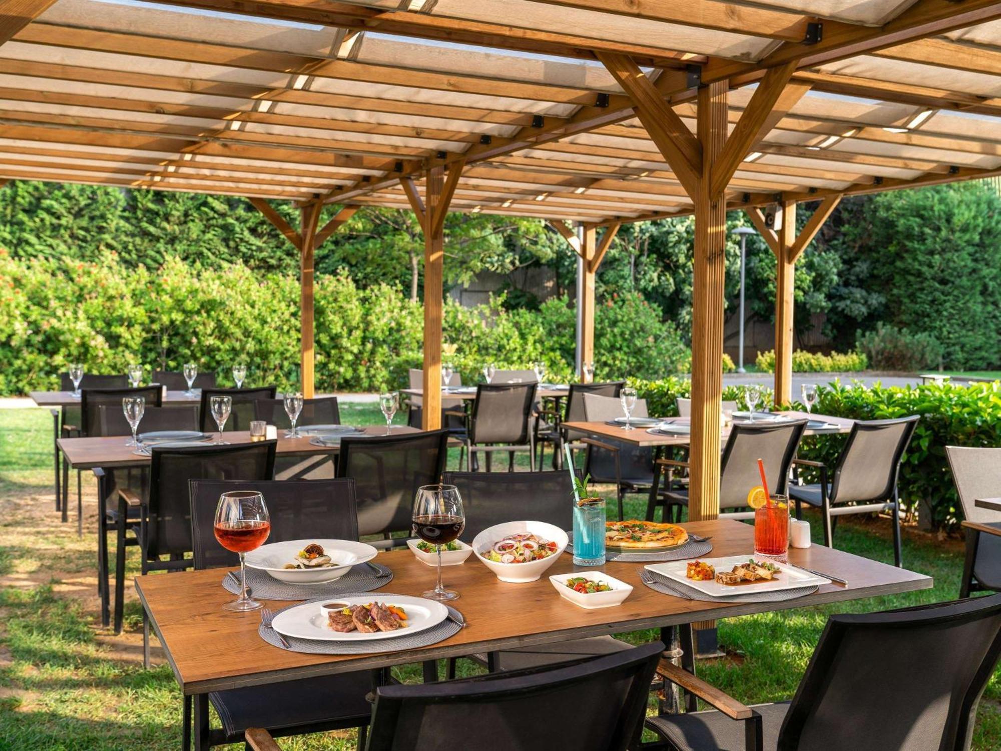 Cayirova Ibis Istanbul Tuzla Hotel מראה חיצוני תמונה