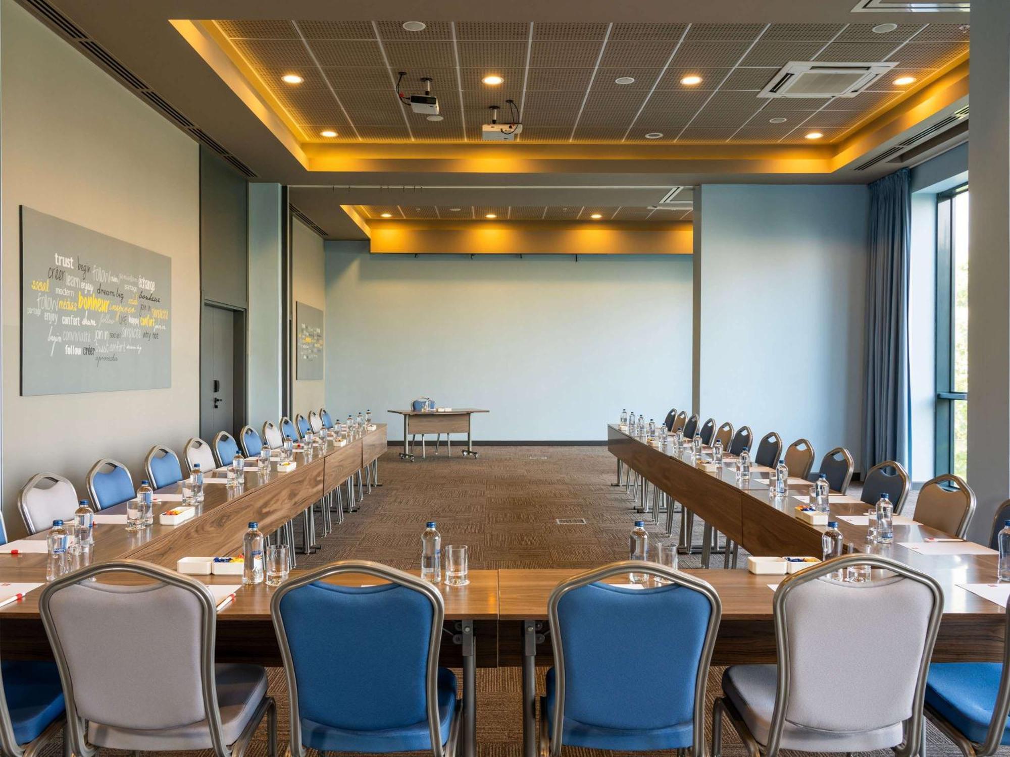 Cayirova Ibis Istanbul Tuzla Hotel מראה חיצוני תמונה