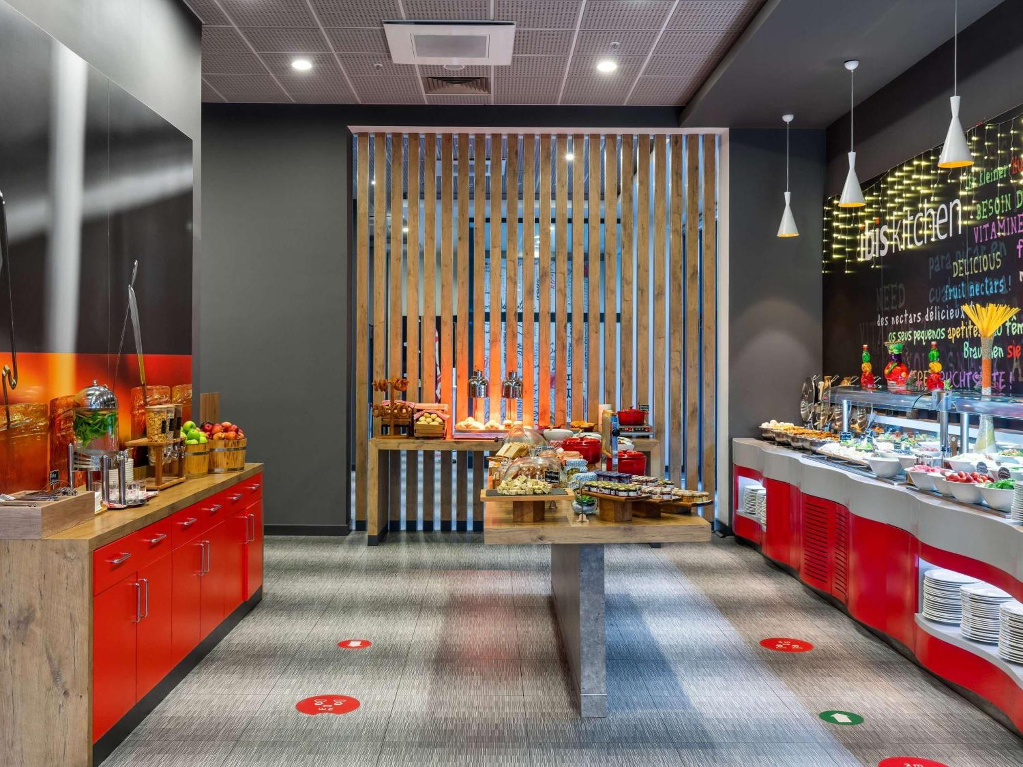 Cayirova Ibis Istanbul Tuzla Hotel מראה חיצוני תמונה